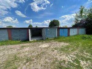 Pronájem garáže, Pardubice, K Židovskému hřbitovu, 18 m2