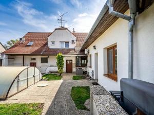 Prodej rodinného domu, Šardice, 205 m2
