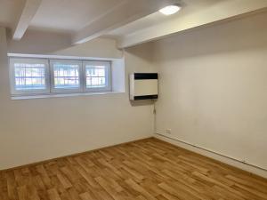 Pronájem bytu 1+kk, Praha - Michle, Počátecká, 25 m2
