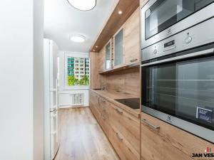 Prodej bytu 3+1, Praha - Chodov, Valentova, 65 m2