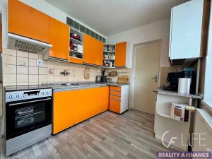 Prodej bytu 3+1, Dubenec, 71 m2