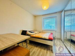 Prodej bytu 3+1, Dubenec, 71 m2