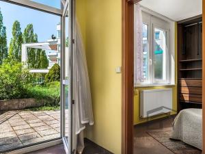 Prodej bytu 2+kk, Praha - Hlubočepy, Högerova, 48 m2