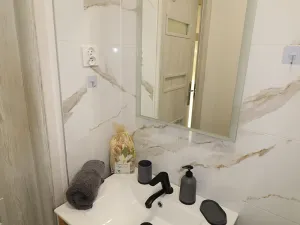 Prodej bytu 1+kk, Teplice, kpt. Jaroše, 33 m2