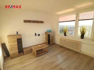 Prodej bytu 1+kk, Teplice, kpt. Jaroše, 33 m2