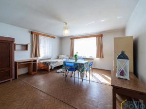 Prodej rodinného domu, Zámrsk, 180 m2