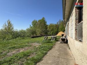 Prodej výrobních prostor, Vroutek - Vrbička, 308 m2