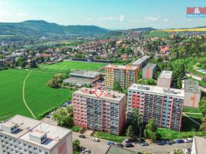 Prodej bytu 3+1, Králův Dvůr, Nad Stadionem, 73 m2
