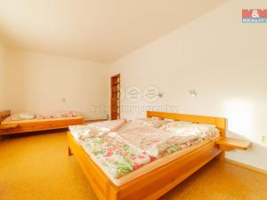 Prodej rodinného domu, Horní Stropnice - Rychnov u Nových Hradů, 334 m2