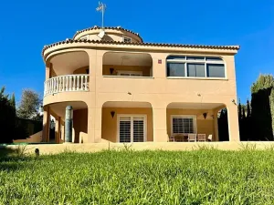 Prodej vily, Torrevieja, Španělsko, 275 m2