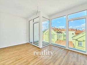Prodej bytu 3+kk, Znojmo, Jarošova, 140 m2