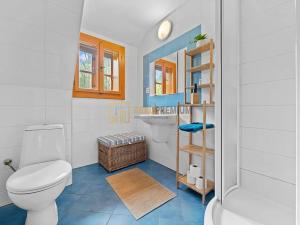 Prodej chalupy, Velké Karlovice, 180 m2