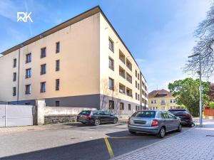 Prodej bytu 3+kk, Kolín, Chelčického, 75 m2