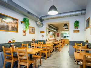 Pronájem komerční nemovitosti, Praha - Holešovice, Dělnická, 110 m2