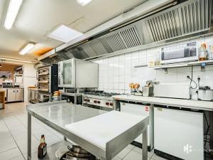 Pronájem komerční nemovitosti, Praha - Holešovice, Dělnická, 110 m2