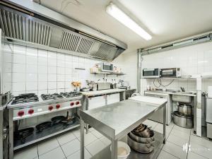 Pronájem komerční nemovitosti, Praha - Holešovice, Dělnická, 110 m2