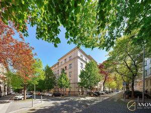 Prodej bytu 2+1, Praha - Bubeneč, Národní obrany, 51 m2