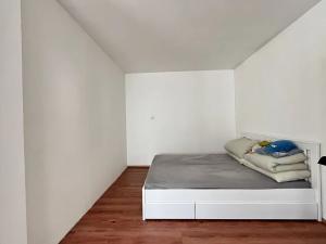 Pronájem bytu 2+kk, Brno, Rybníček, 54 m2