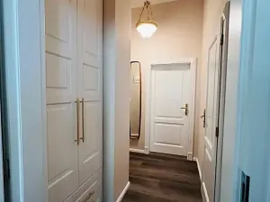 Prodej bytu 2+kk, Karlovy Vary, Zámecký vrch, 42 m2