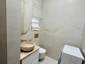 Prodej bytu 2+kk, Karlovy Vary, Zámecký vrch, 42 m2