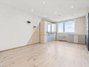 Prodej bytu 2+1, Veselí nad Moravou, Hutník, 60 m2