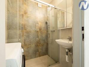 Prodej bytu 3+1, Husinec, Kostnická, 62 m2