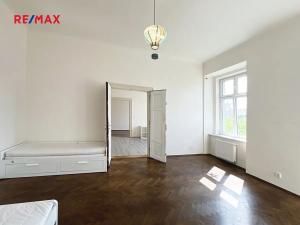 Pronájem bytu 3+1, Praha - Smíchov, Nádražní, 84 m2