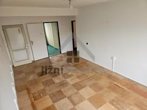 Prodej bytu 2+1, České Budějovice, Dobrovodská, 54 m2