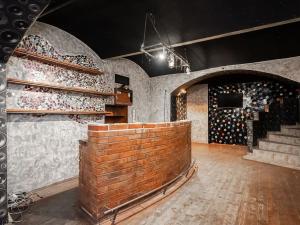 Pronájem obchodního prostoru, Praha - Bubeneč, Kamenická, 92 m2