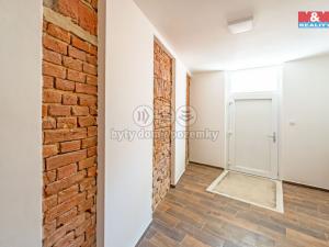 Prodej bytu 3+1, Lomnice, Tišnovská, 63 m2
