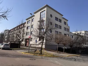 Prodej bytu 3+kk, Praha - Zbraslav, Neumannova, 77 m2
