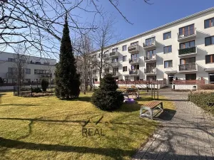 Prodej bytu 3+kk, Praha - Zbraslav, Neumannova, 77 m2