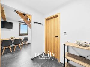 Prodej apartmánu, Perná, 205 m2