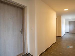 Pronájem bytu 1+kk, Praha - Háje, Výstavní, 33 m2