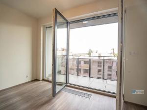 Pronájem bytu 1+kk, Praha - Háje, Výstavní, 33 m2