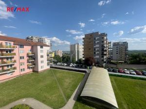 Pronájem bytu 1+kk, Praha - Horní Měcholupy, Padovská, 32 m2