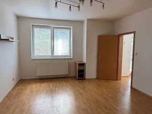 Pronájem bytu 2+kk, Černošice, Slunečná, 54 m2