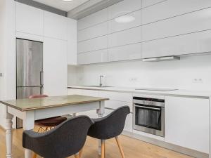 Prodej bytu 3+kk, Praha - Břevnov, Skokanská, 92 m2