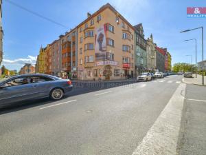 Prodej bytu 4+1, Cheb, Májová, 121 m2