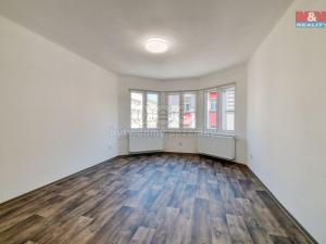 Prodej bytu 4+1, Cheb, Májová, 121 m2
