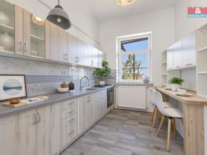 Prodej bytu 2+1, Český Těšín, Ostravská, 85 m2