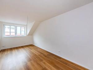 Pronájem bytu 2+kk, Praha - Libeň, Vacínova, 62 m2