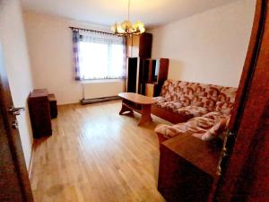 Pronájem bytu 2+1, Praha - Břevnov, Rybova, 55 m2