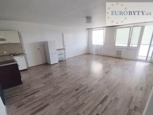 Prodej bytu 2+kk, Praha - Vršovice, Vršovická, 76 m2