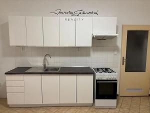 Pronájem bytu 2+1, Olomouc, Libušina, 56 m2