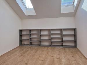 Pronájem bytu 4+kk, Praha - Nové Město, Na výtoni, 86 m2
