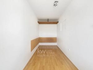 Prodej bytu 4+kk, Praha - Dejvice, Evropská, 63 m2