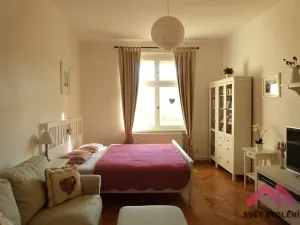 Pronájem bytu 2+1, Praha - Bubeneč, Eliášova, 80 m2
