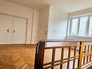 Pronájem atypického bytu, Hradec Králové, Sokolská, 19 m2