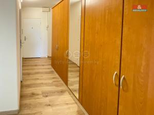 Pronájem bytu 2+kk, Praha - Kobylisy, Třeboradická, 43 m2